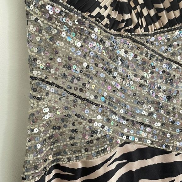 Jovani Open Back Evening Dress Gown Animal Print Sequin Detail - Picture 3 of 7